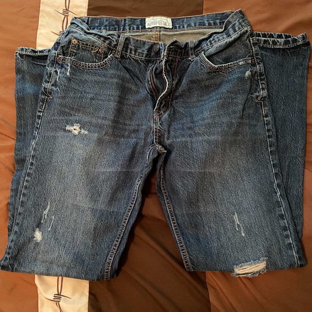 Aeropostale jeans size 33/34 distressed